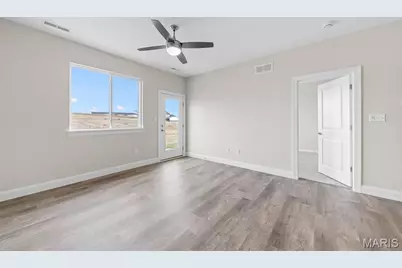 887 Walter Way, Washington, MO 63090 - Photo 12