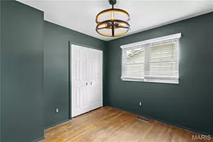 2193 Farnham Ln, Florissant, MO 63033 - Photo 16