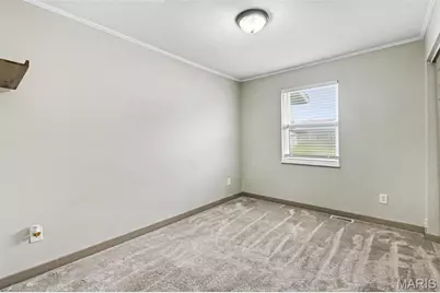 2904 Advance Drive, Florissant, MO 63031 - Photo 10