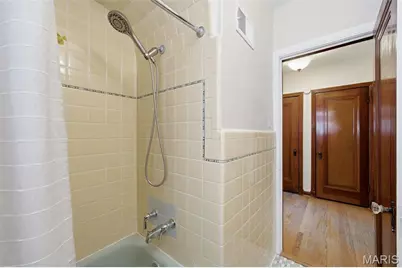 6528 Pernod Avenue, Saint Louis, MO 63139 - Photo 12