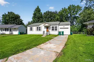 10151 Dwight Dr, Saint Louis, MO 63137 - Photo 2