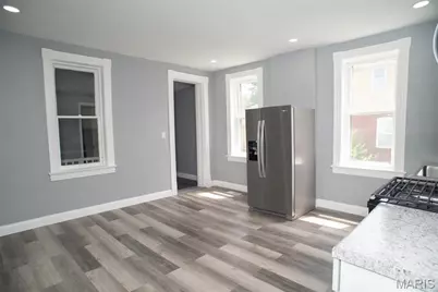 4059 Phillips Avenue, Saint Louis, MO 63116 - Photo 10