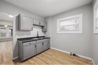 3807 Manola Avenue, Pine Lawn, MO 63121 - Photo 6
