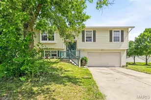 9 Fort Zumwalt Dr, O'Fallon, MO 63366 - Photo 1