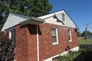 1277 Waldorf Dr, Saint Louis, MO 63137 - Photo 14