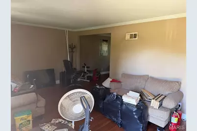 1277 Waldorf Drive, Saint Louis, MO 63137 - Photo 4