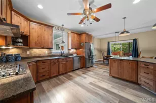 118 Crescent Rd, Valley Park, MO 63088 - Photo 8