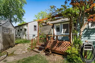 9208 Hallock Dr, Affton, MO 63123 - Photo 18