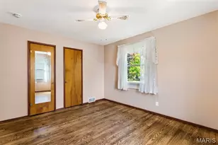 9208 Hallock Dr, Affton, MO 63123 - Photo 12
