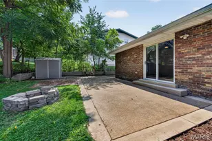 208 Meadowlark Ln, Saint Charles, MO 63301 - Photo 32