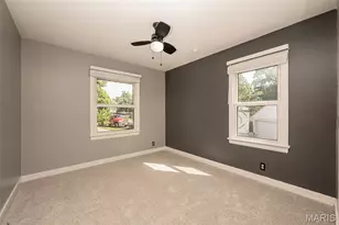 8 Banbury Ct, Saint Louis, MO 63126 - Photo 18