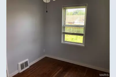 7316 Sharp Avenue, Saint Louis, MO 63116 - Photo 8