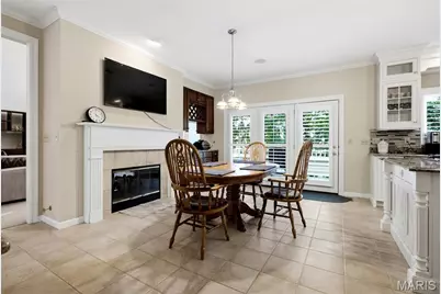 15920 Picardy Crest Court, Chesterfield, MO 63017 - Photo 6
