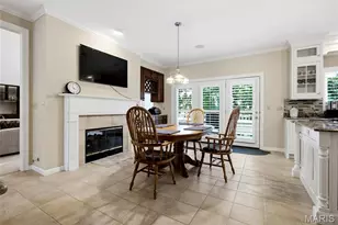 15920 Picardy Crest Ct, Chesterfield, MO 63017 - Photo 6