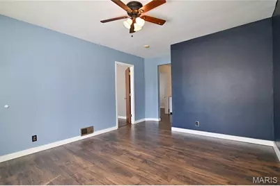 759 Ruprecht Avenue, Saint Louis, MO 63125 - Photo 4