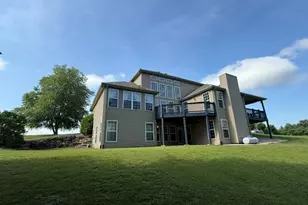 1 Cedar Lake Ct, Troy, MO 63379 - Photo 2