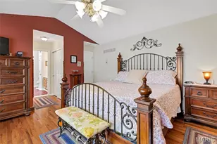 4590 Southridge Meadows Dr, Saint Louis, MO 63128 - Photo 26
