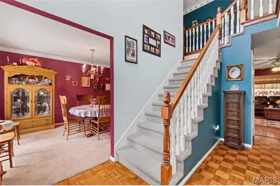 4590 Southridge Meadows Drive, Saint Louis, MO 63128 - Photo 8