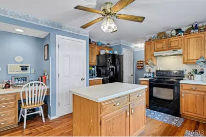 4590 Southridge Meadows Drive, Saint Louis, MO 63128 - Photo 14