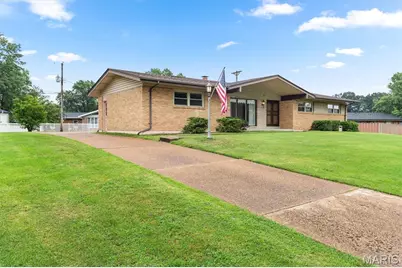 10215 Dovercrest Drive, Unincorporated, MO 63128 - Photo 42