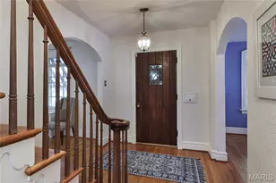 418 Mission Ct, University City, MO 63130 - Photo 2