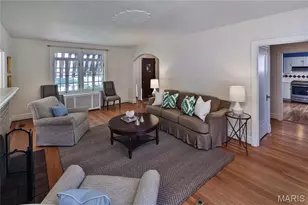 418 Mission Ct, University City, MO 63130 - Photo 4