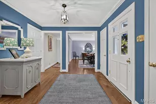18 S McKnight Rd, Saint Louis, MO 63124 - Photo 10
