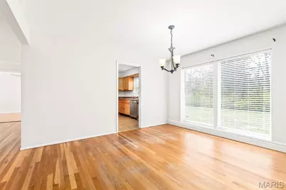 767 Wenneker Drive, Saint Louis, MO 63124 - Photo 18