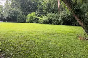 767 Wenneker Dr, Saint Louis, MO 63124 - Photo 38