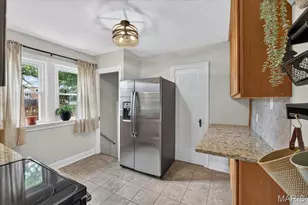 6235 Dexter Dr, Saint Louis, MO 63123 - Photo 12