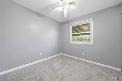 724 Caspian Lane, Saint Louis, MO 63125 - Photo 16