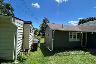 3214 W Milton Ave, Breckenridge Hills, MO 63114 - Photo 2