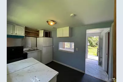 3214 W Milton Avenue, Breckenridge Hills, MO 63114 - Photo 4