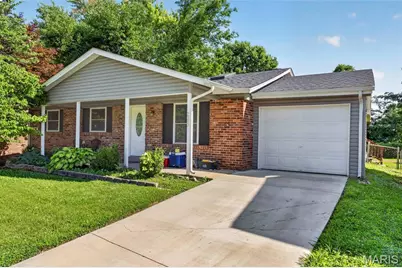 2380 Wharton Court, Florissant, MO 63031 - Photo 6