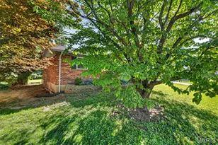 2380 Wharton Ct, Florissant, MO 63031 - Photo 4