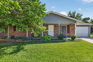 2380 Wharton Ct, Florissant, MO 63031 - Photo 2