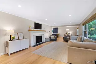 46 Grantwood Ln, Grantwood Village, MO 63123 - Photo 6