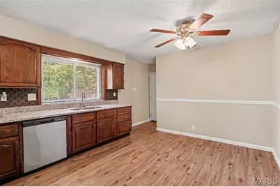 2523 Auburnhill Court, Florissant, MO 63031 - Photo 4