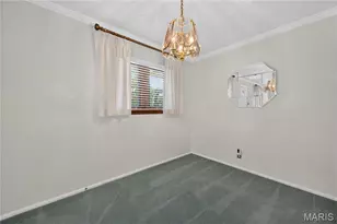 11119 Flori Dr, Saint Louis, MO 63123 - Photo 10