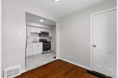 7279 Teal Avenue, Unincorporated, MO 63133 - Photo 6
