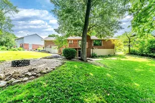 471 Maymont Dr, Ballwin, MO 63011 - Photo 52
