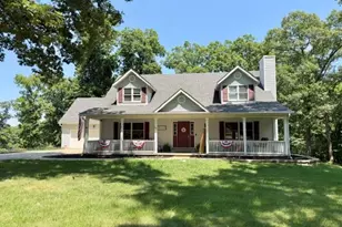 10 Isaac Dr, Warrenton, MO 63383 - Photo 1