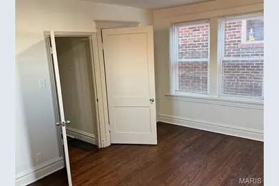 3832 Iowa Avenue, Saint Louis, MO 63107 - Photo 8