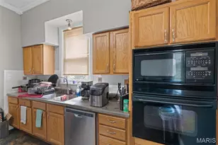 49 N Harvey Ave, Saint Louis, MO 63135 - Photo 12