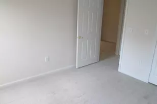 39 Kassebaum Ln, Saint Louis, MO 63129 - Photo 2