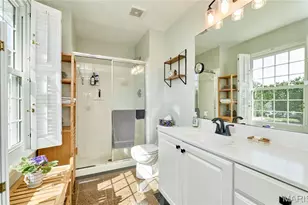 5173 Kings Park Dr, Saint Louis, MO 63129 - Photo 38