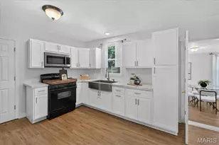 429 N Rock Hill Rd, Saint Louis, MO 63119 - Photo 8