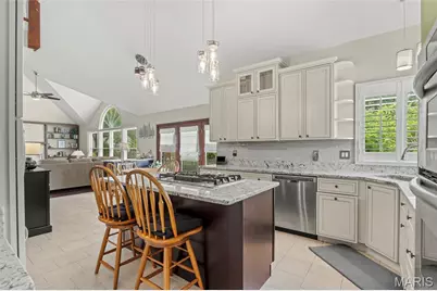 484 Saint Thomas Isle Lane, Wildwood, MO 63040 - Photo 16