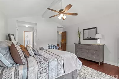 484 Saint Thomas Isle Lane, Wildwood, MO 63040 - Photo 6