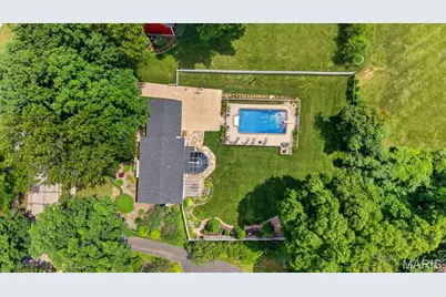 1609 Featherstone Drive, Town and Country, MO 63131 - Photo 2